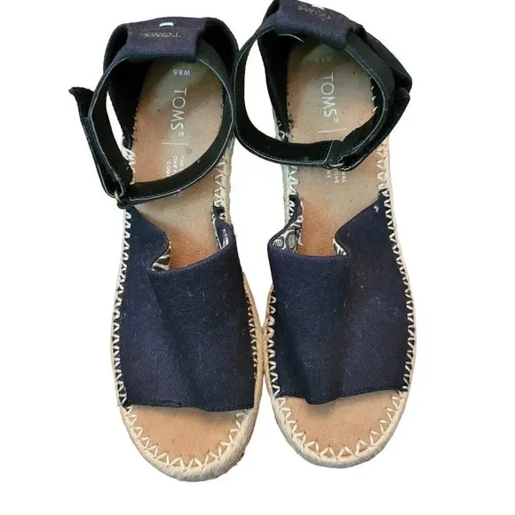 Toms Black and Tan Women Sandals - Picture 2 of 8